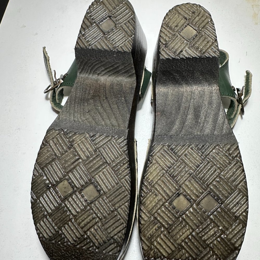 Sven Clogs - image 1